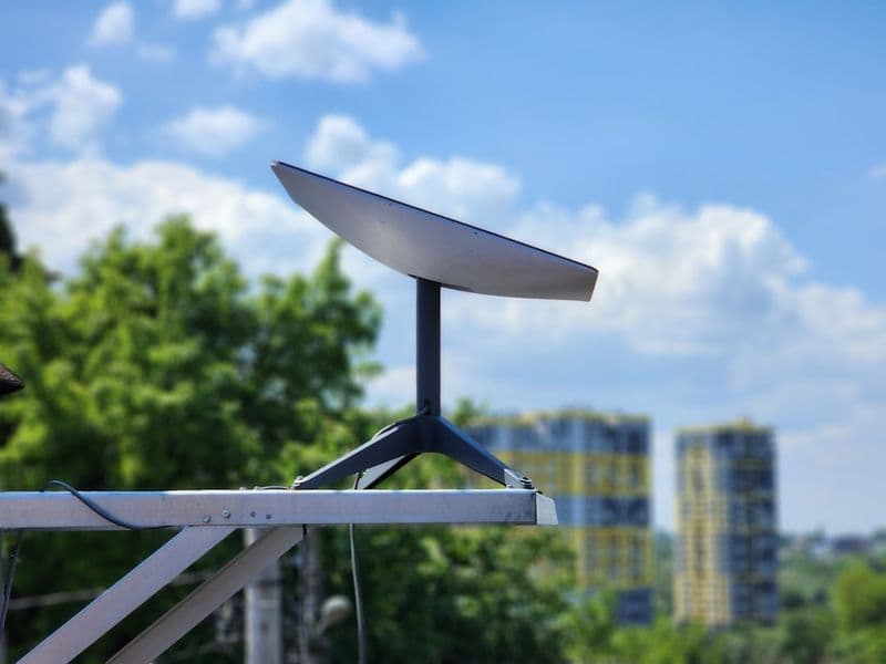 Starlink Launches V5 Dish to Lower Hardware Costs